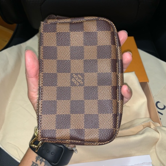 Authentic and brand new mini pouchette - Picture 4 of 7